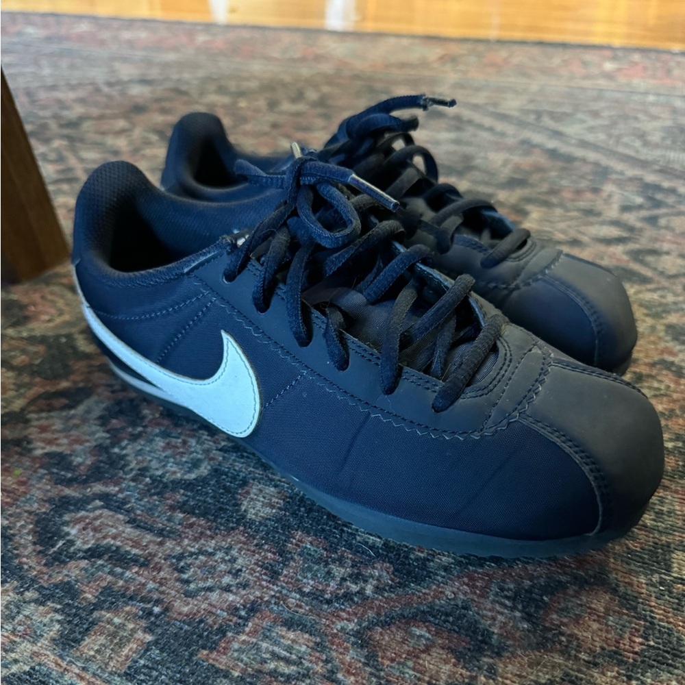 EUC Nike Cortez